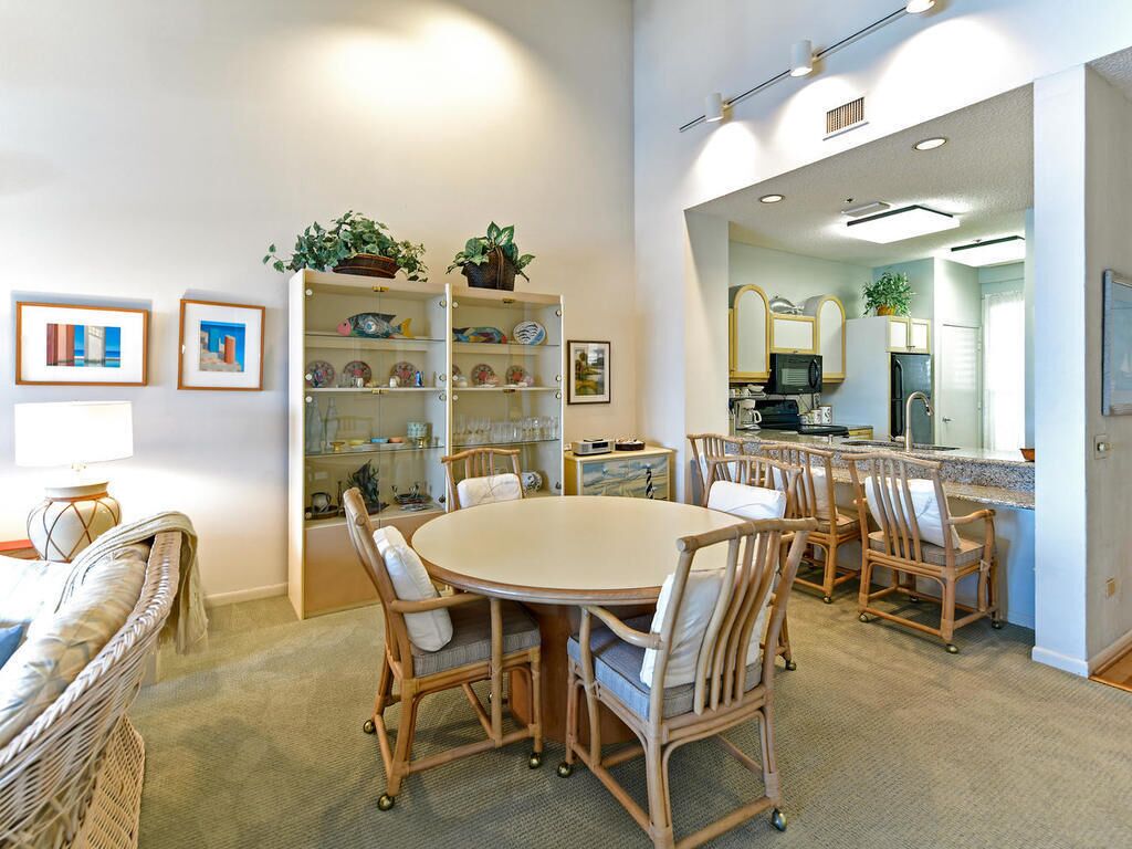 Harbour Villa Club