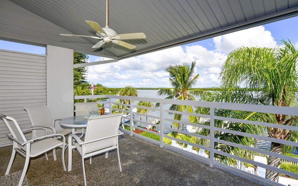 Harbour Villa Club