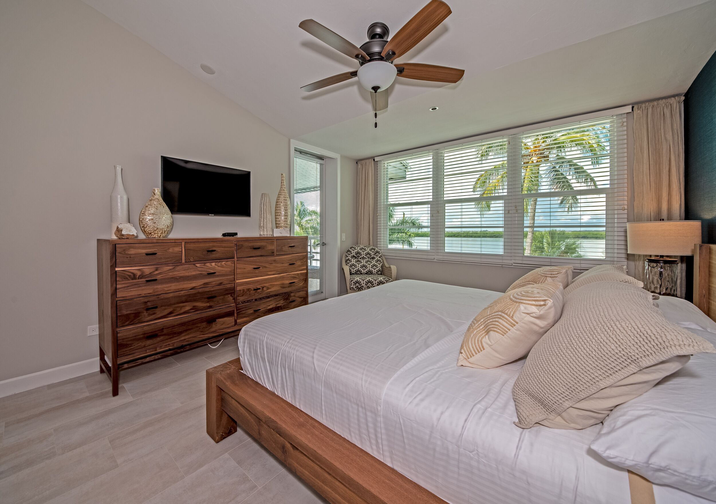 Harbour Villa Club