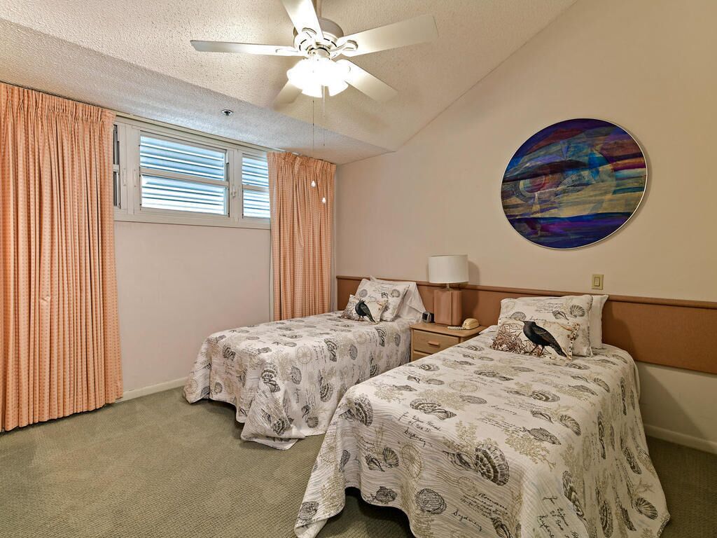 Harbour Villa Club