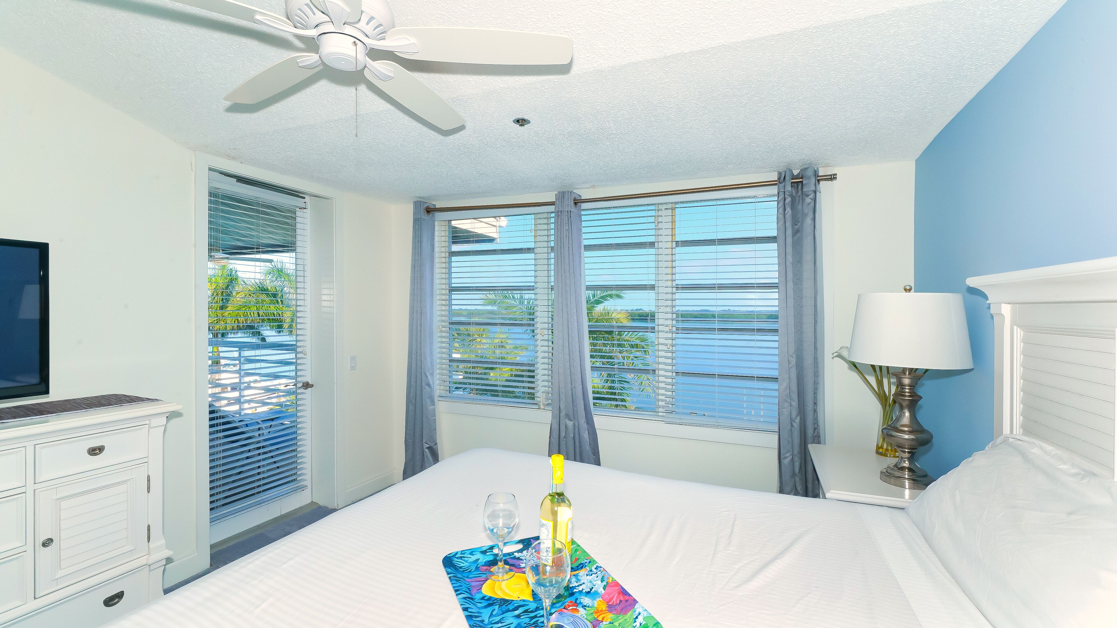 Harbour Villa Club
