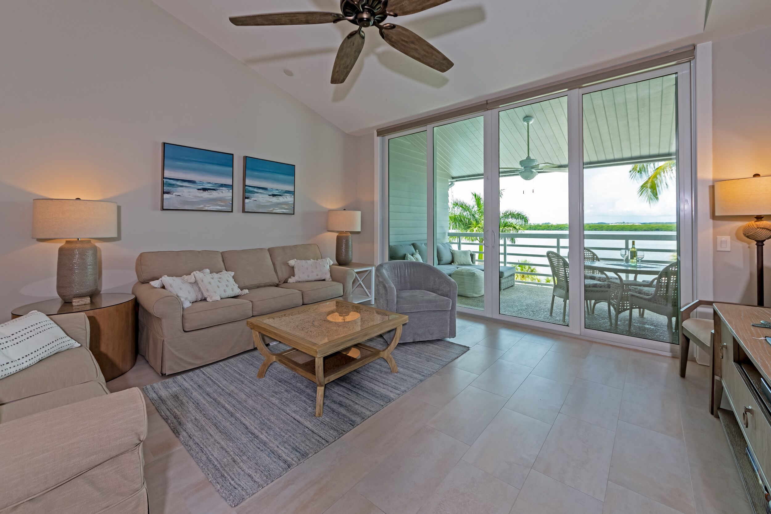 Harbour Villa Club