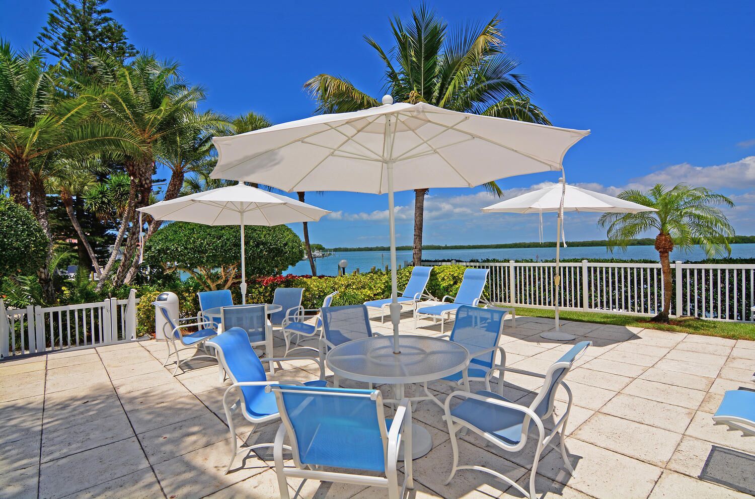 Harbour Villa Club