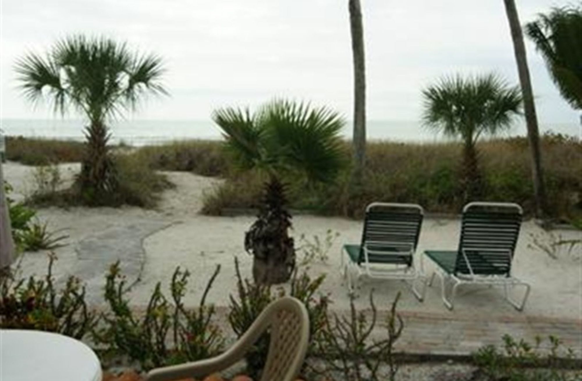 Sandpiper Inn