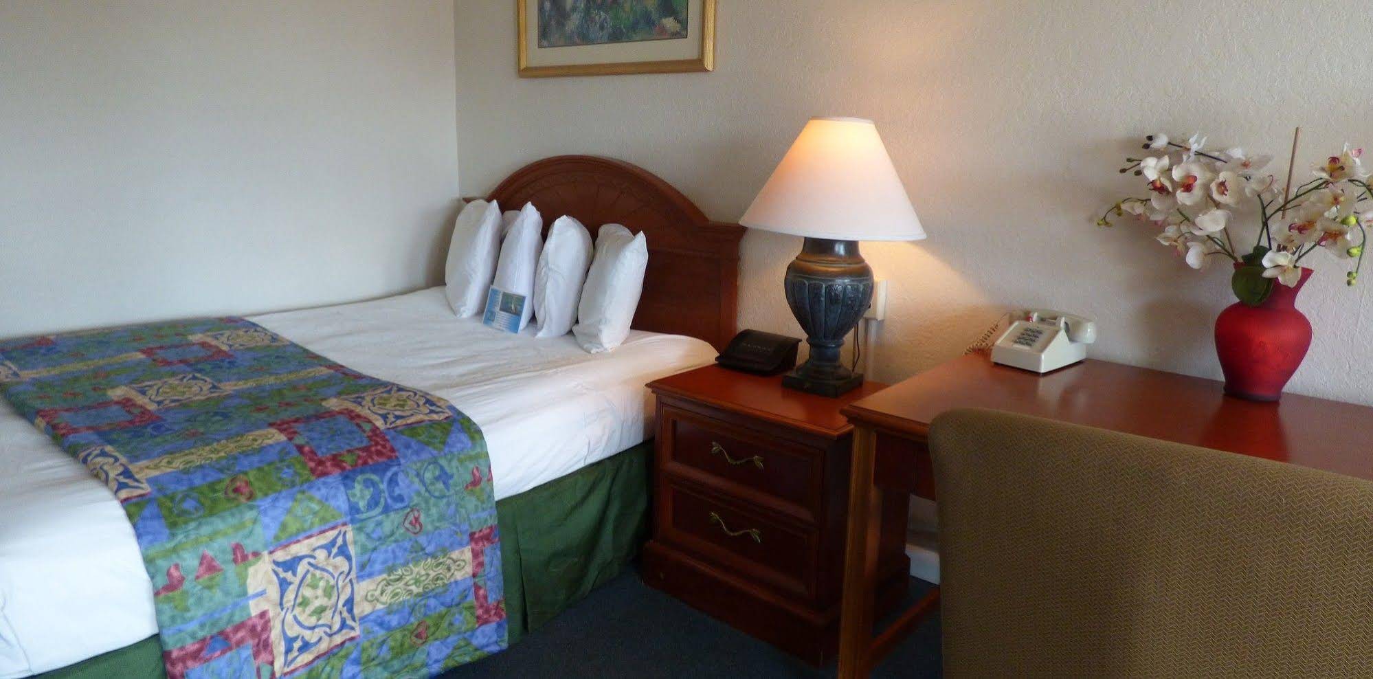 Holiday Isles Resort