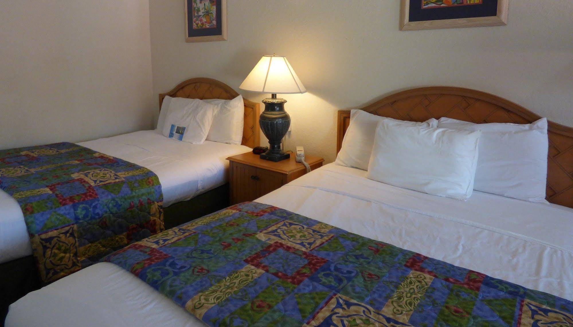 Holiday Isles Resort