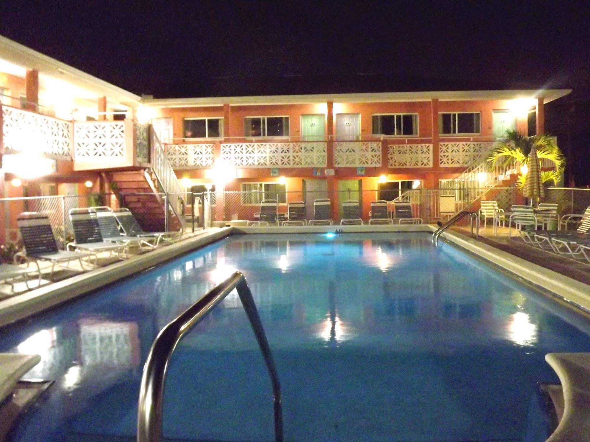 Holiday Isles Resort