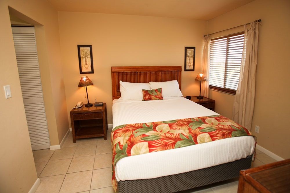 Marco Beach Vacation Suites