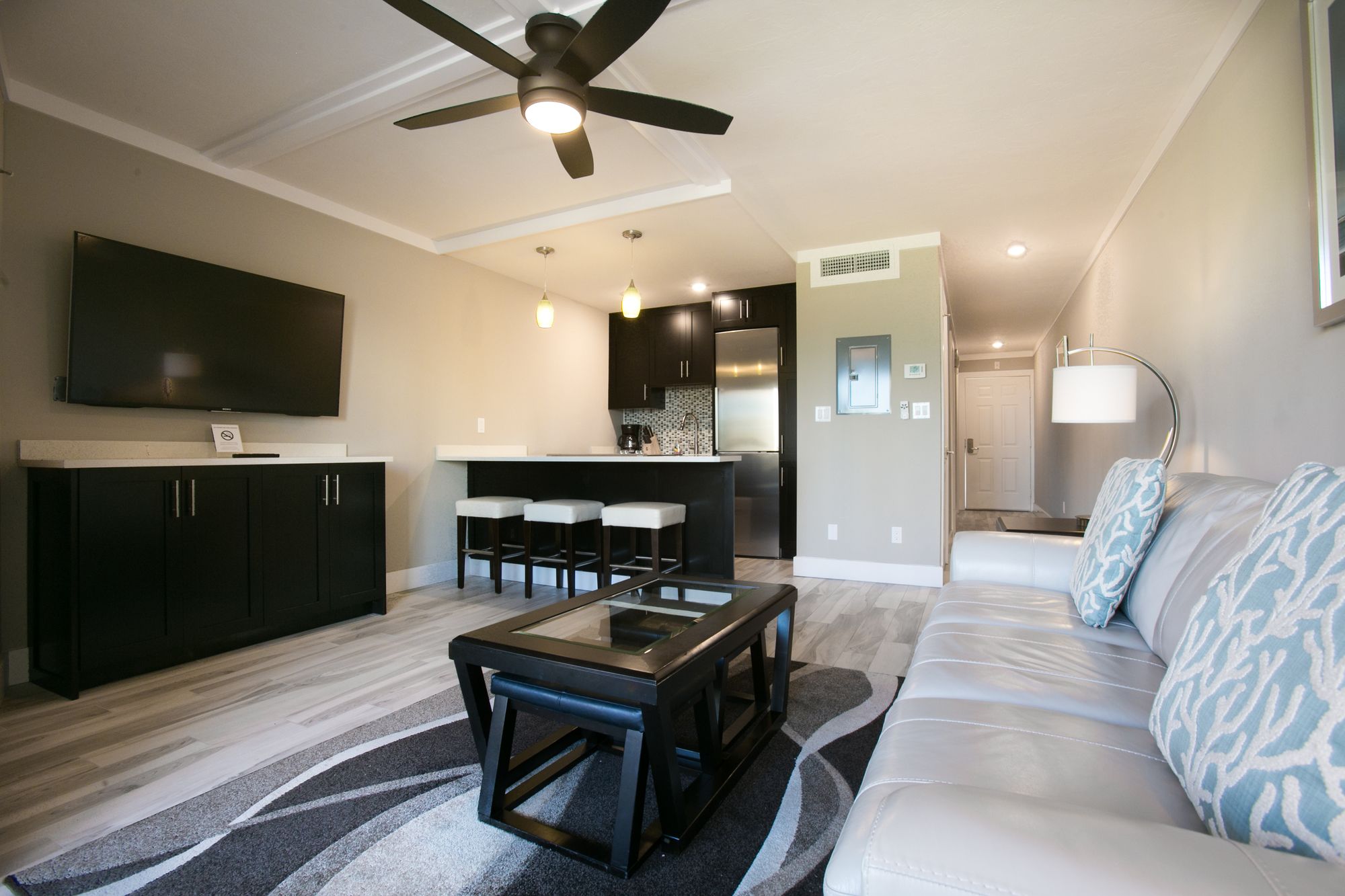 Marco Beach Vacation Suites