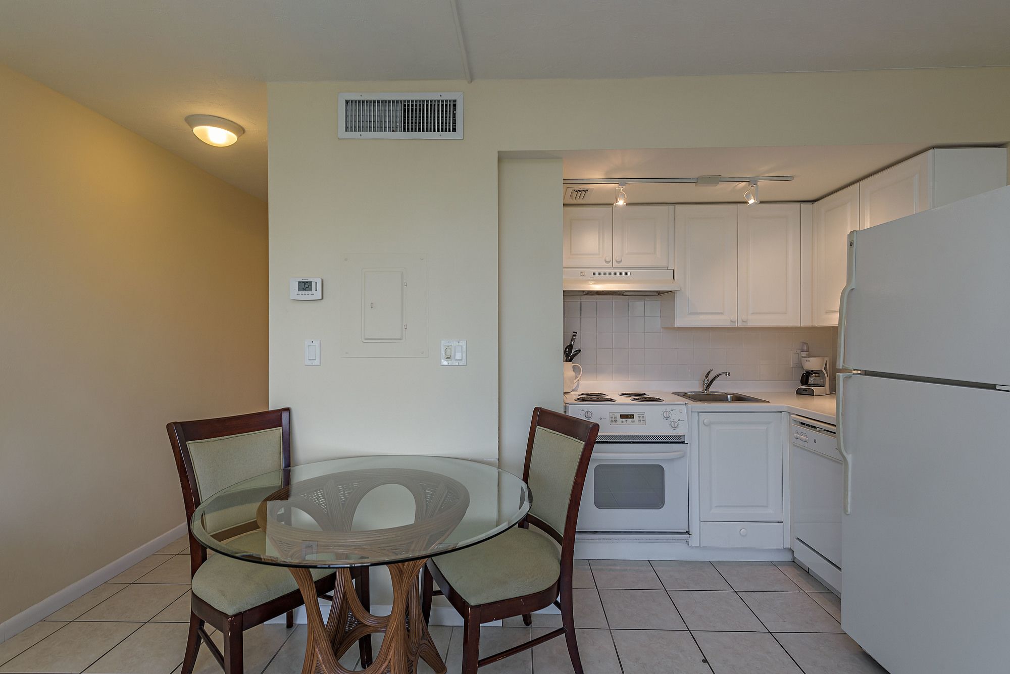 Marco Beach Vacation Suites