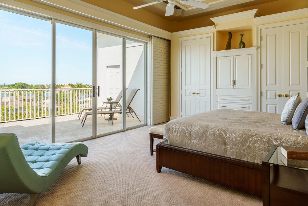 Olde Marco Island Inn & Suites