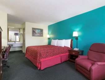 Days Inn by Wyndham Marianna