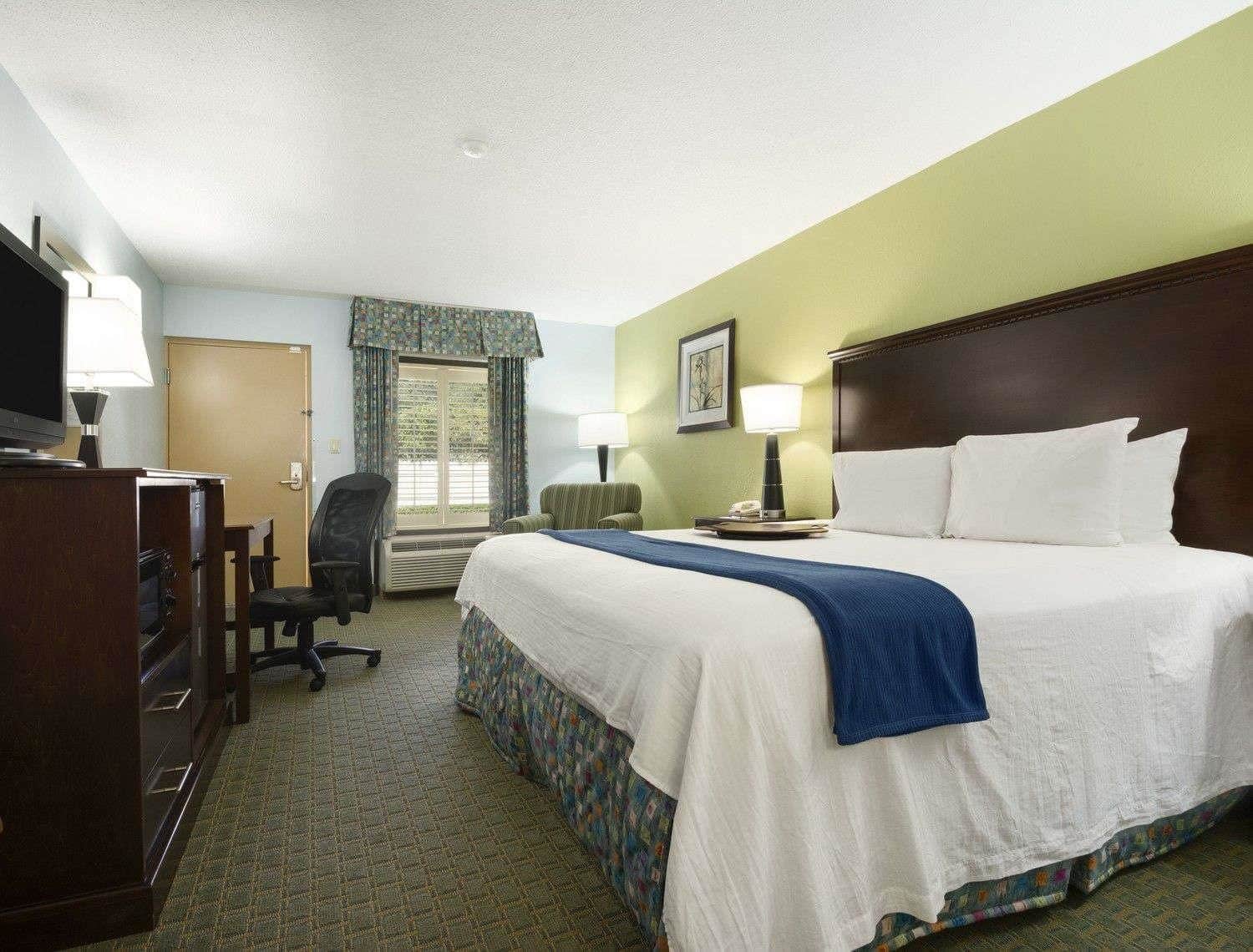 Baymont by Wyndham Fort Walton Beach Mary Esther