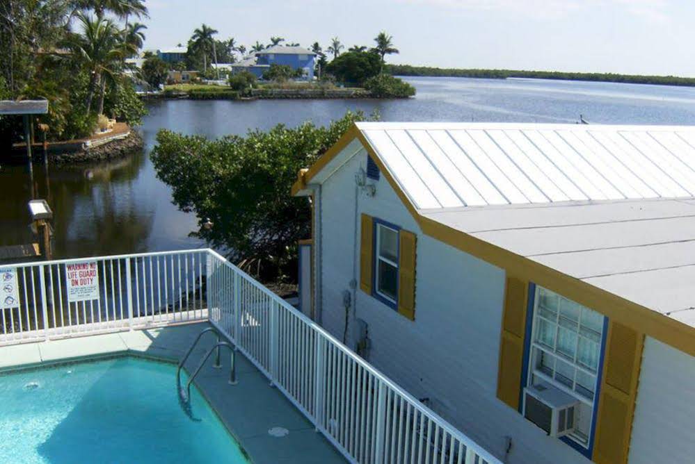 Pine Island Paradise