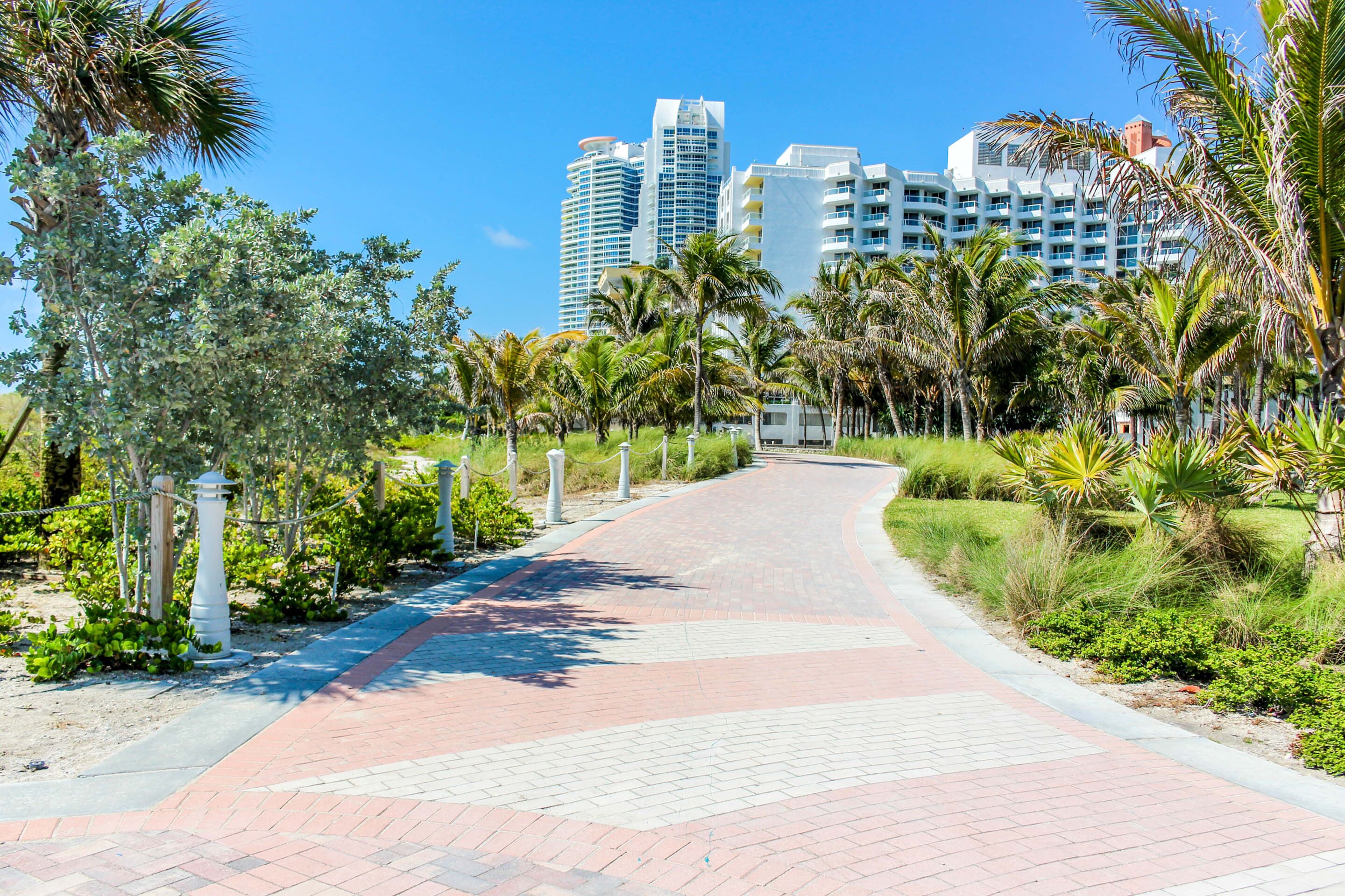 Madison South Beach Suites by SV Rentals
