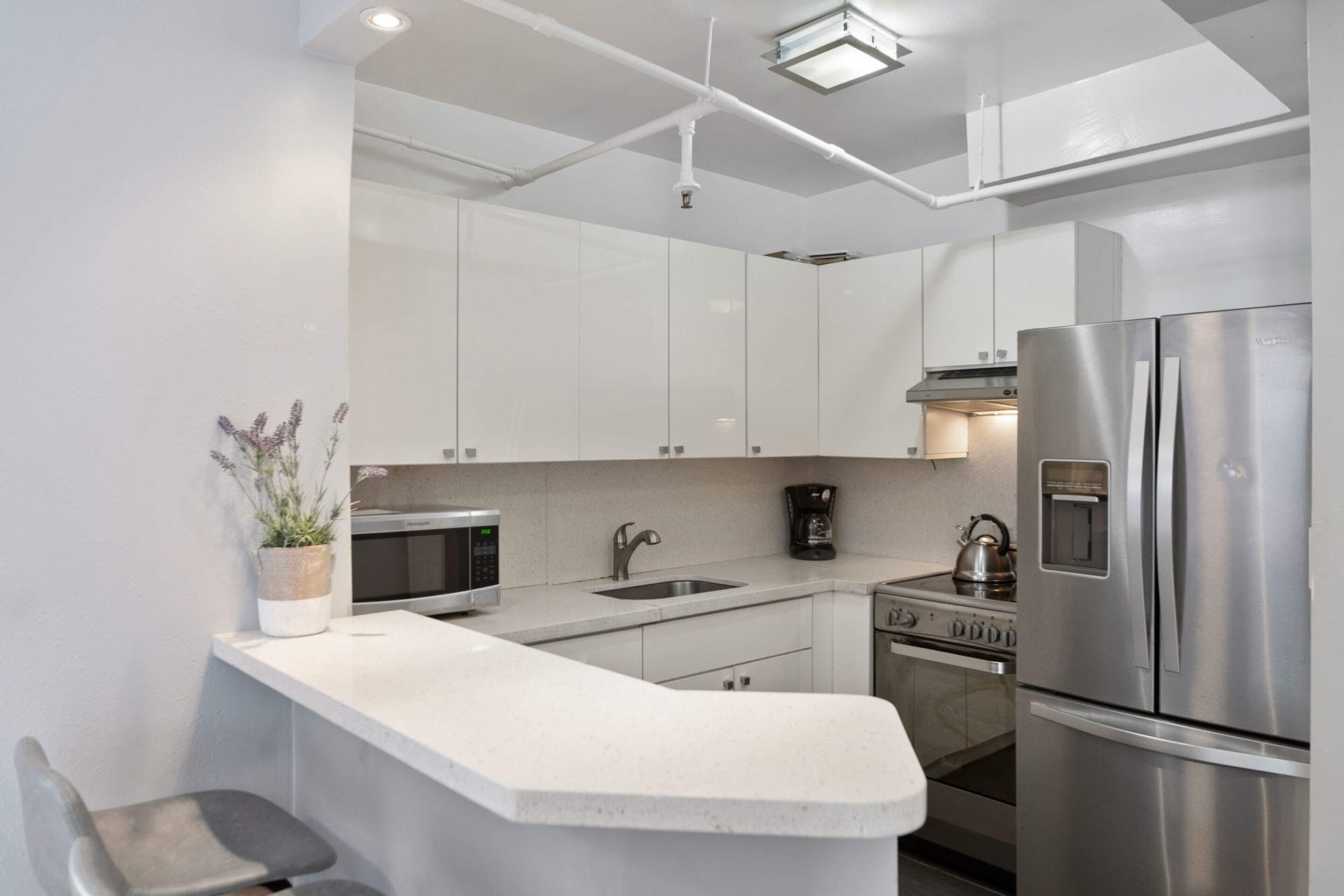 Madison South Beach Suites by SV Rentals
