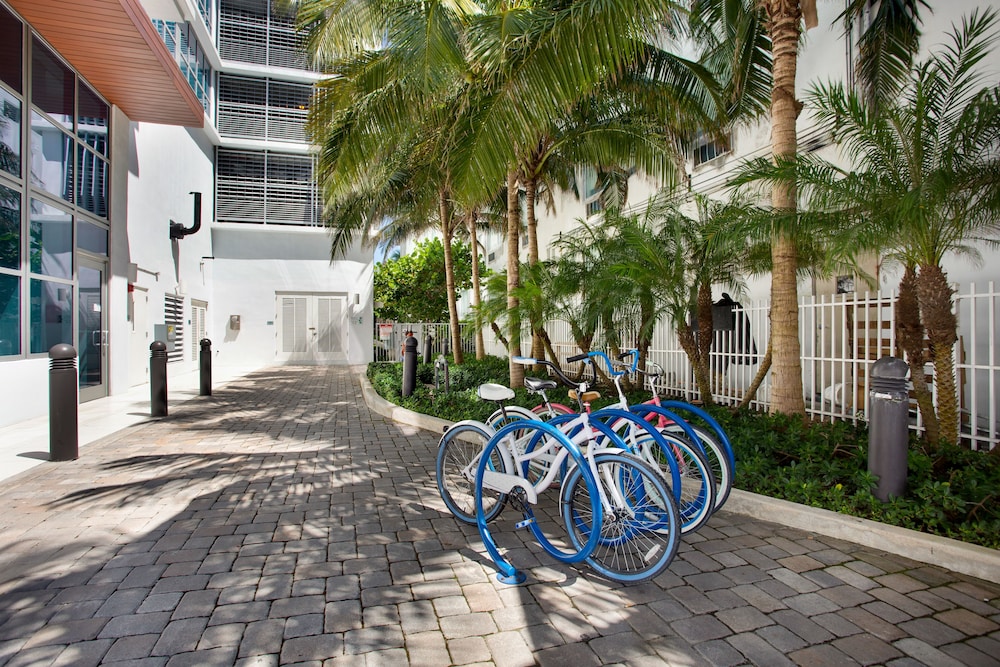 Miami Vacations Corporate Rentals - Monte Carlo
