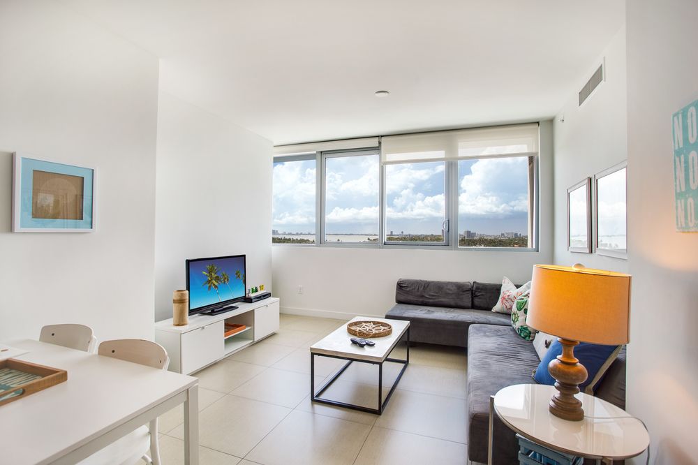 Miami Vacations Corporate Rentals - Monte Carlo