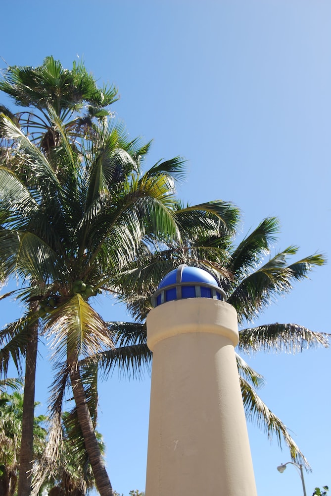 Miami Vacations Corporate Rentals - Monte Carlo