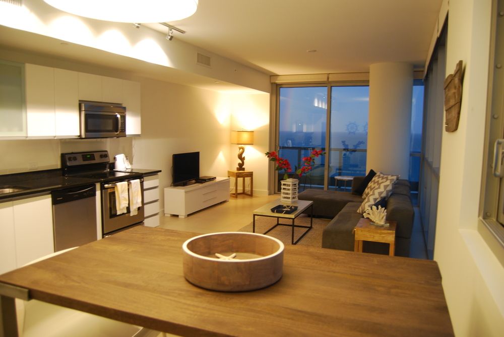 Miami Vacations Corporate Rentals - Monte Carlo