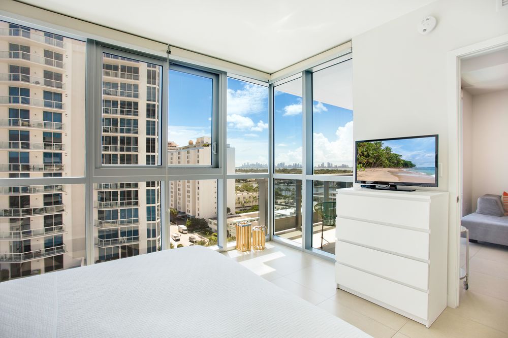 Miami Vacations Corporate Rentals - Monte Carlo