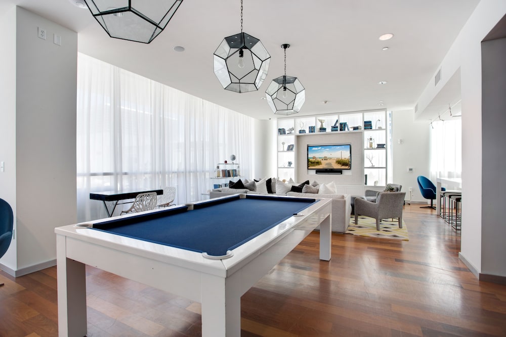 Miami Vacations Corporate Rentals - Monte Carlo