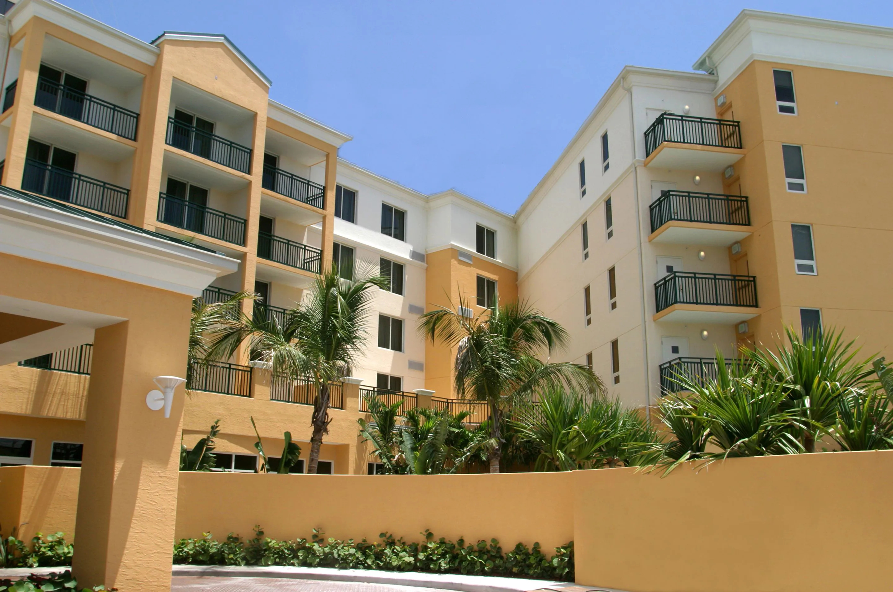 Courtyard by Marriott Miami Dadeland