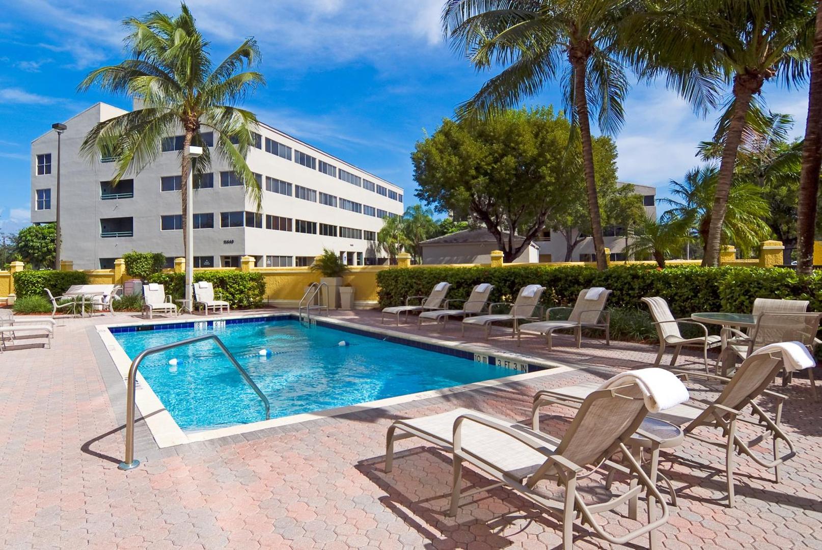 Holiday Inn Express Kendall East - Miami