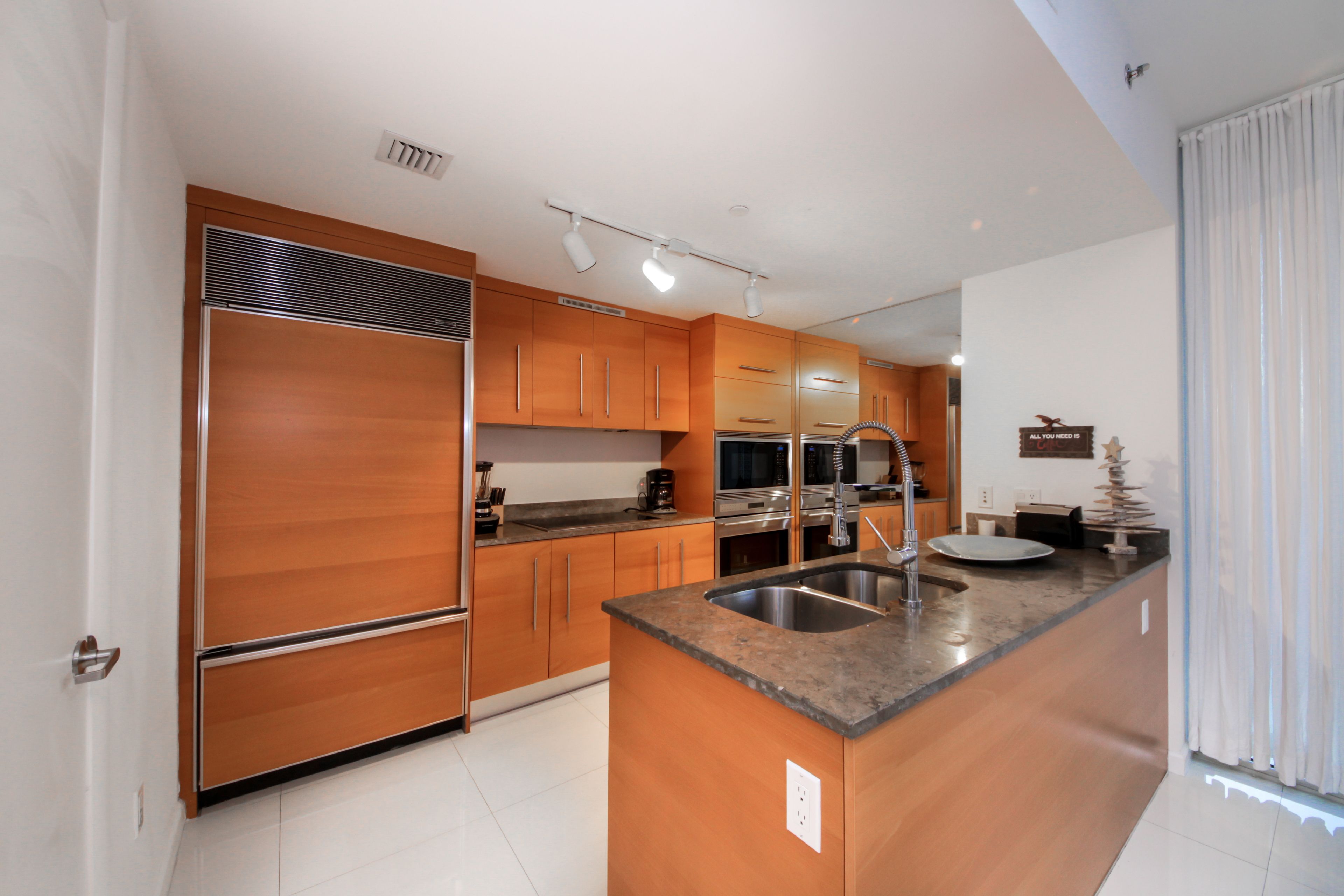 Icon Brickell Residences