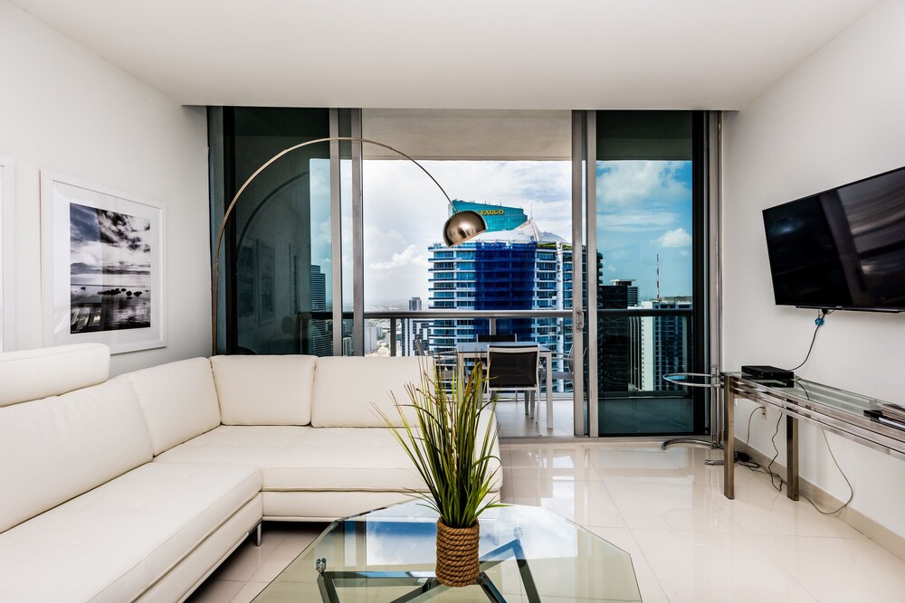 Miami Icon Penthouse by Caema