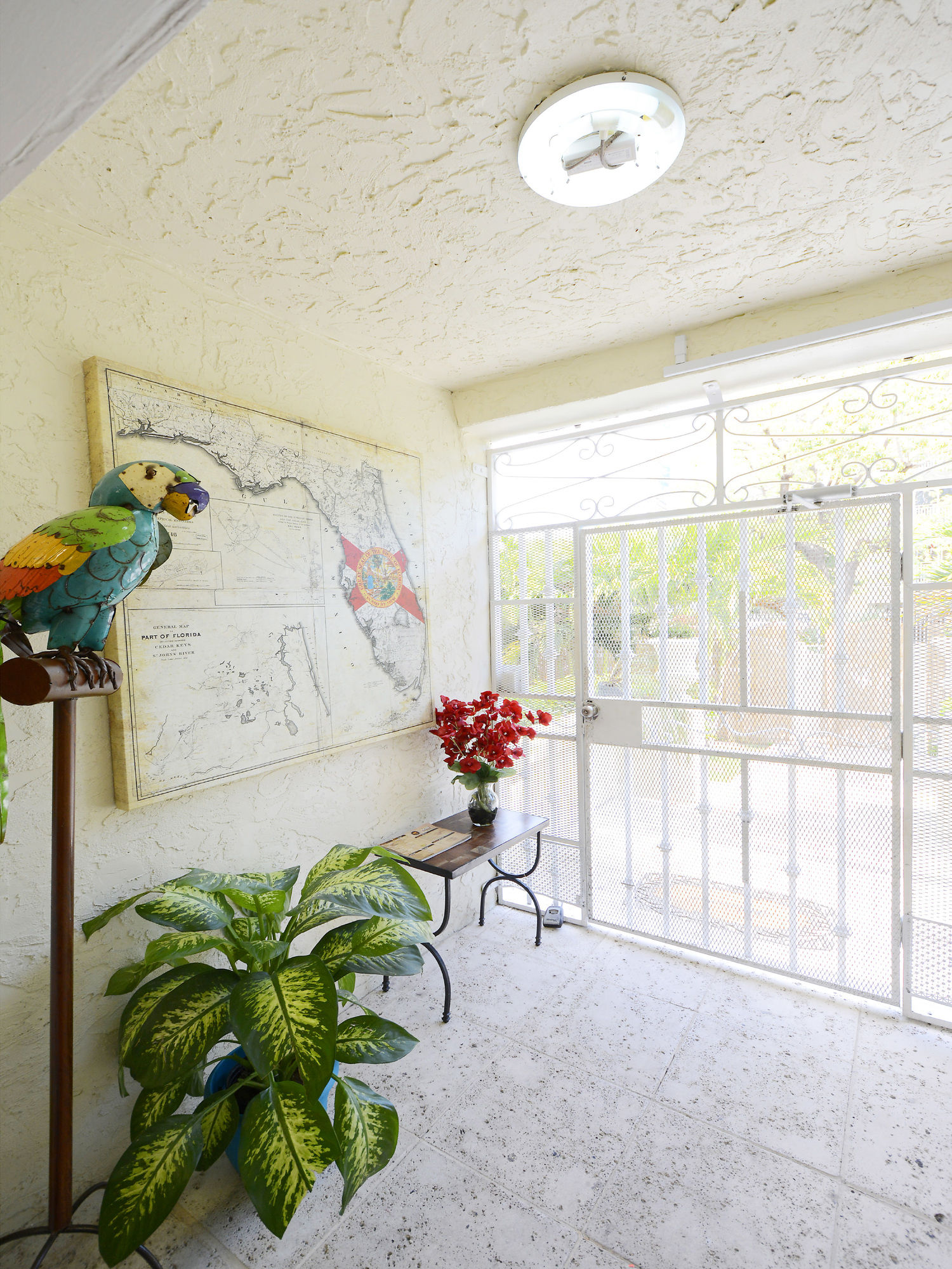 Art Deco Drexel Apartments