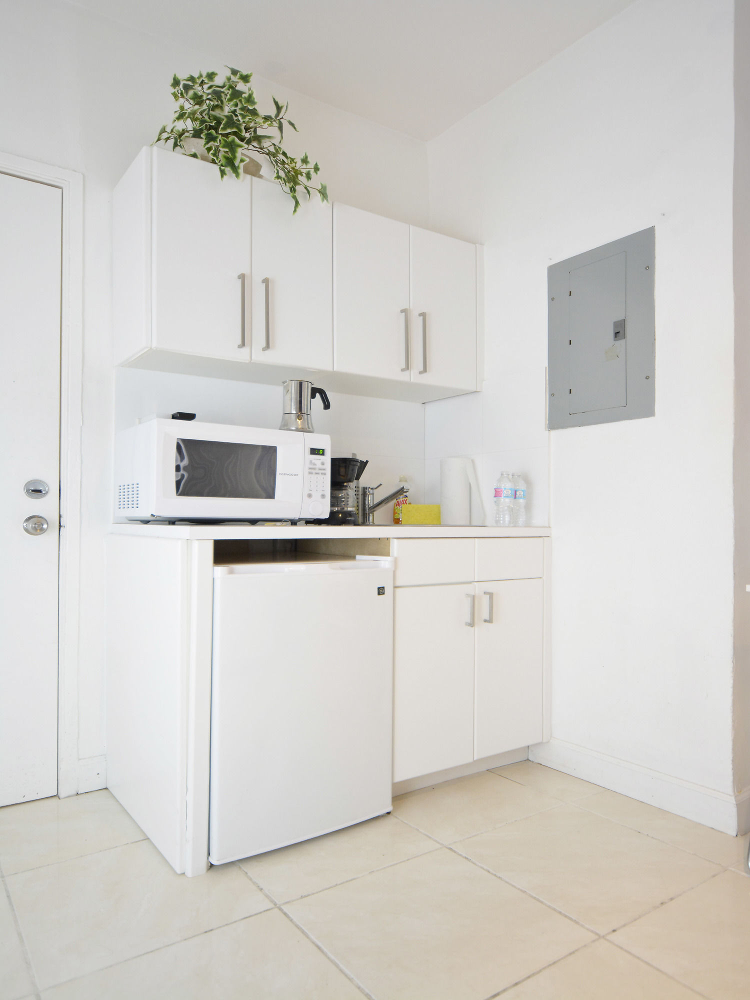 Art Deco Drexel Apartments