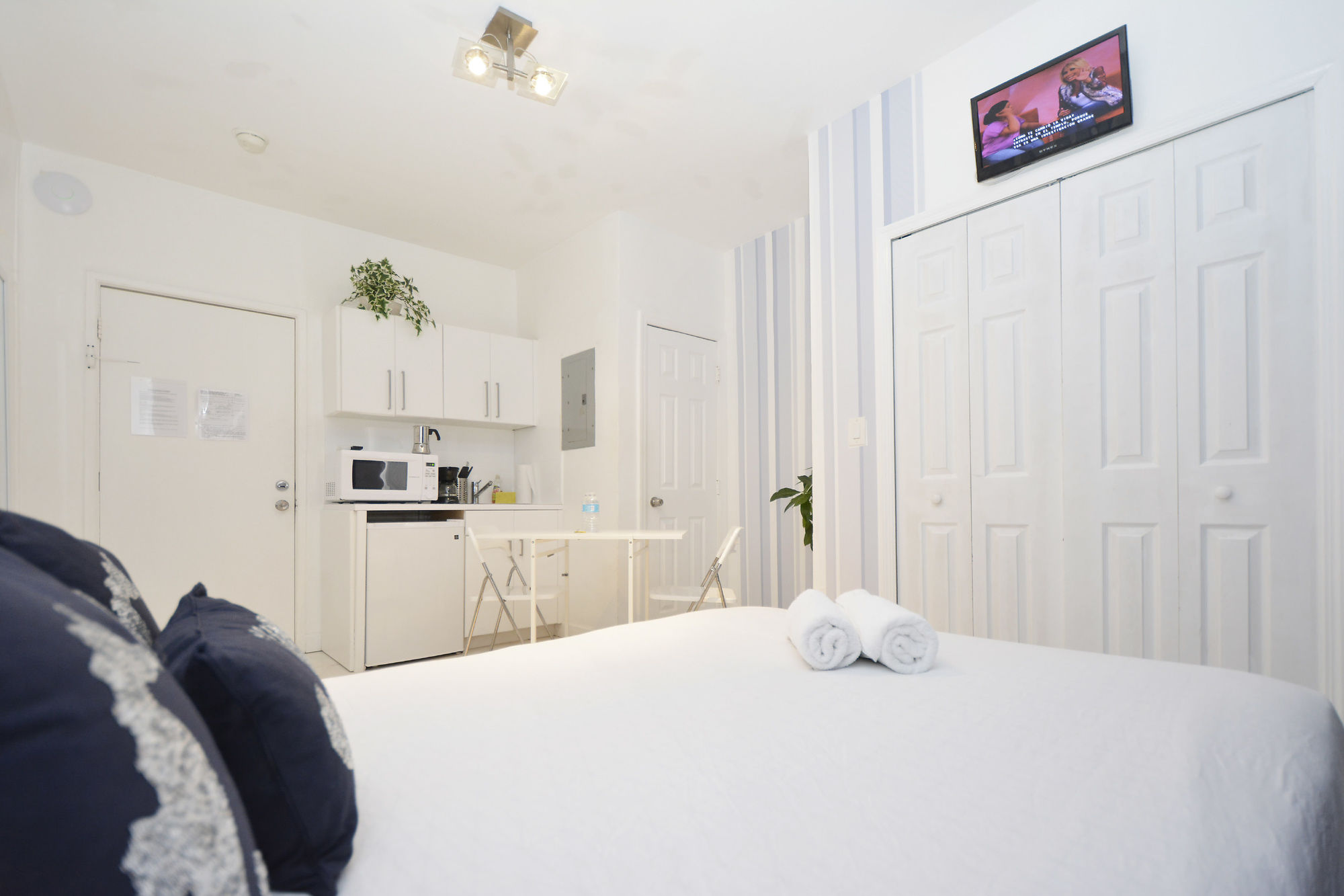 Art Deco Drexel Apartments