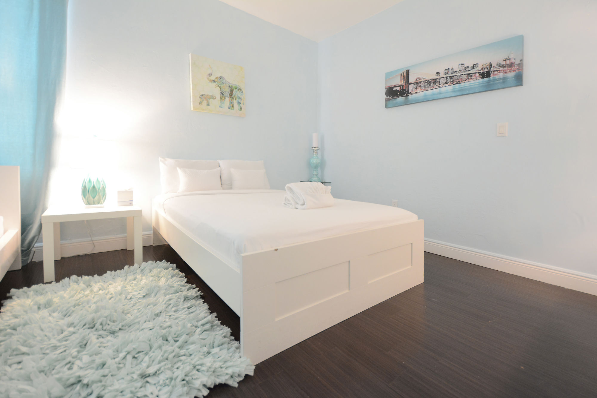 Art Deco Drexel Apartments