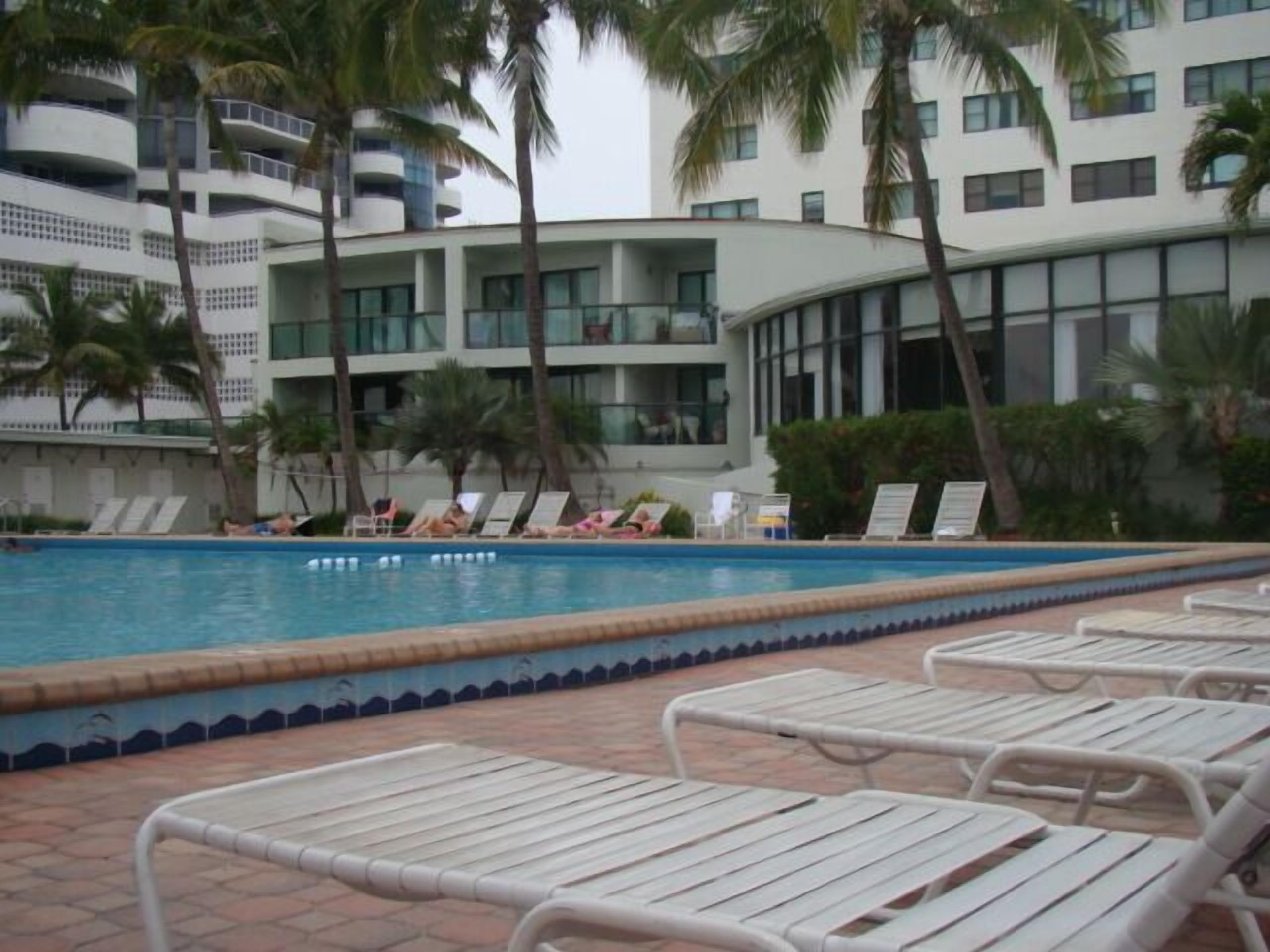 Casablanca on the Ocean - East Tower by Design Suites Miami