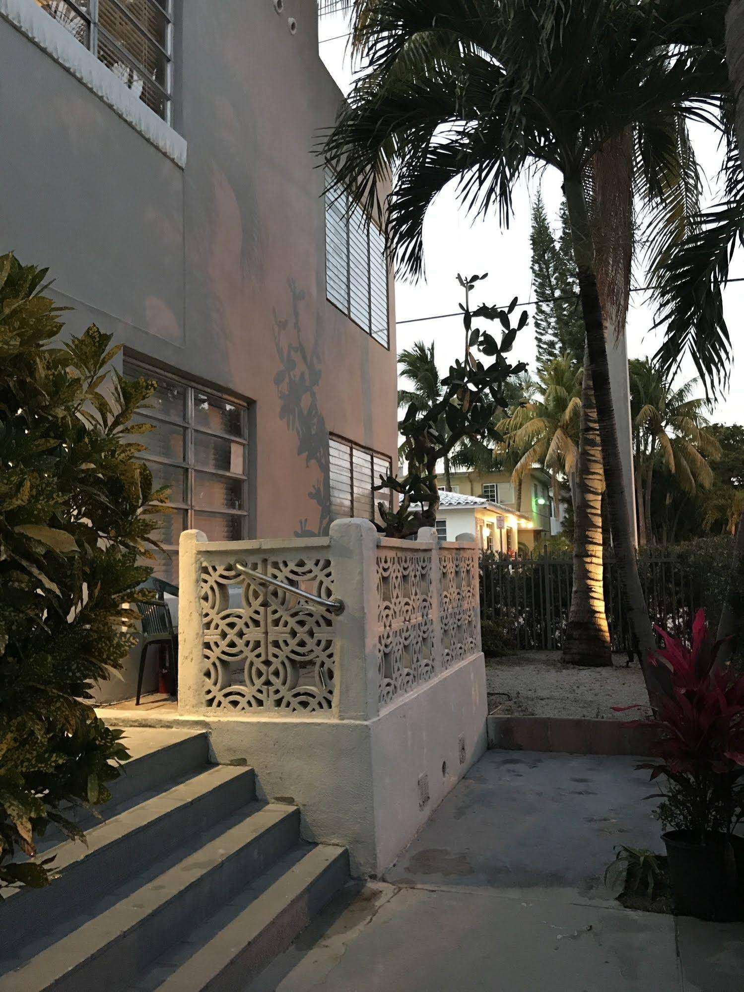 Luxury Miami Beach Apartments By Michigan