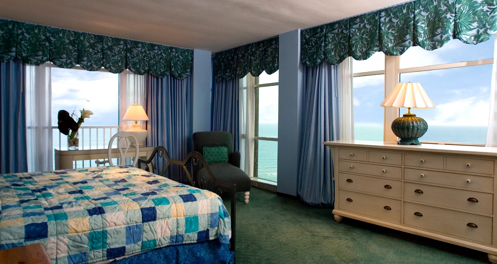 Miami Beach Resort & Spa