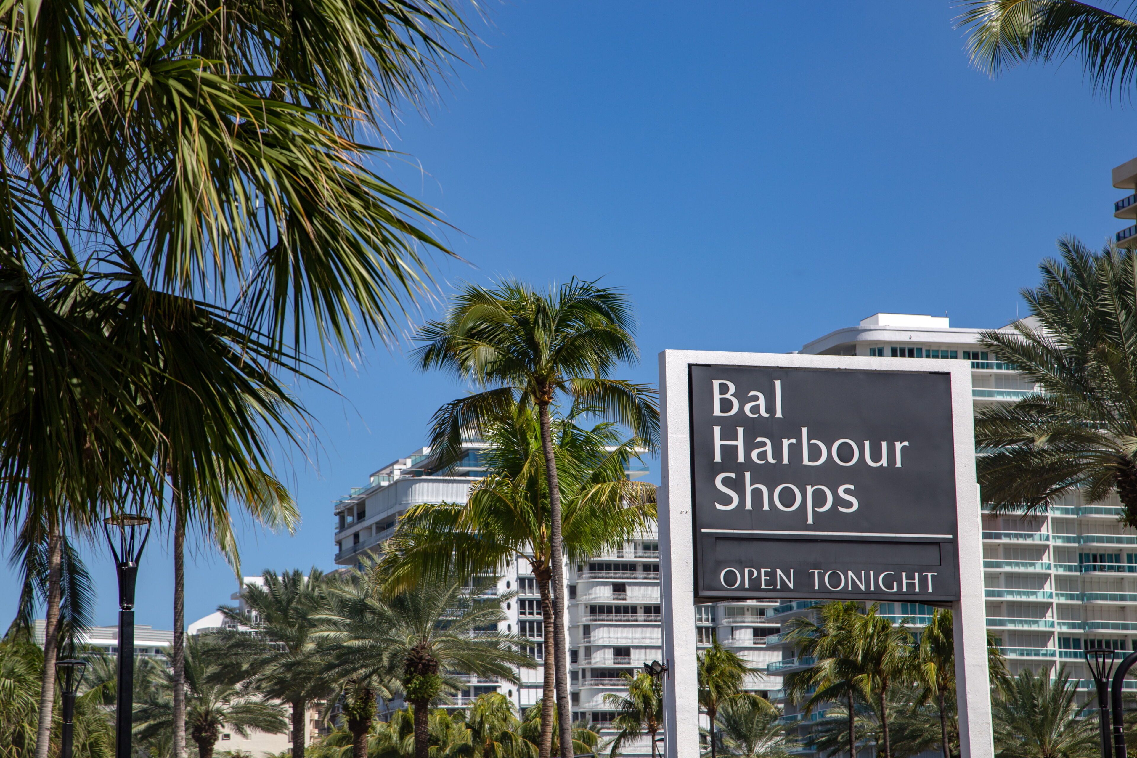 Moderno Residences By Bay Breeze