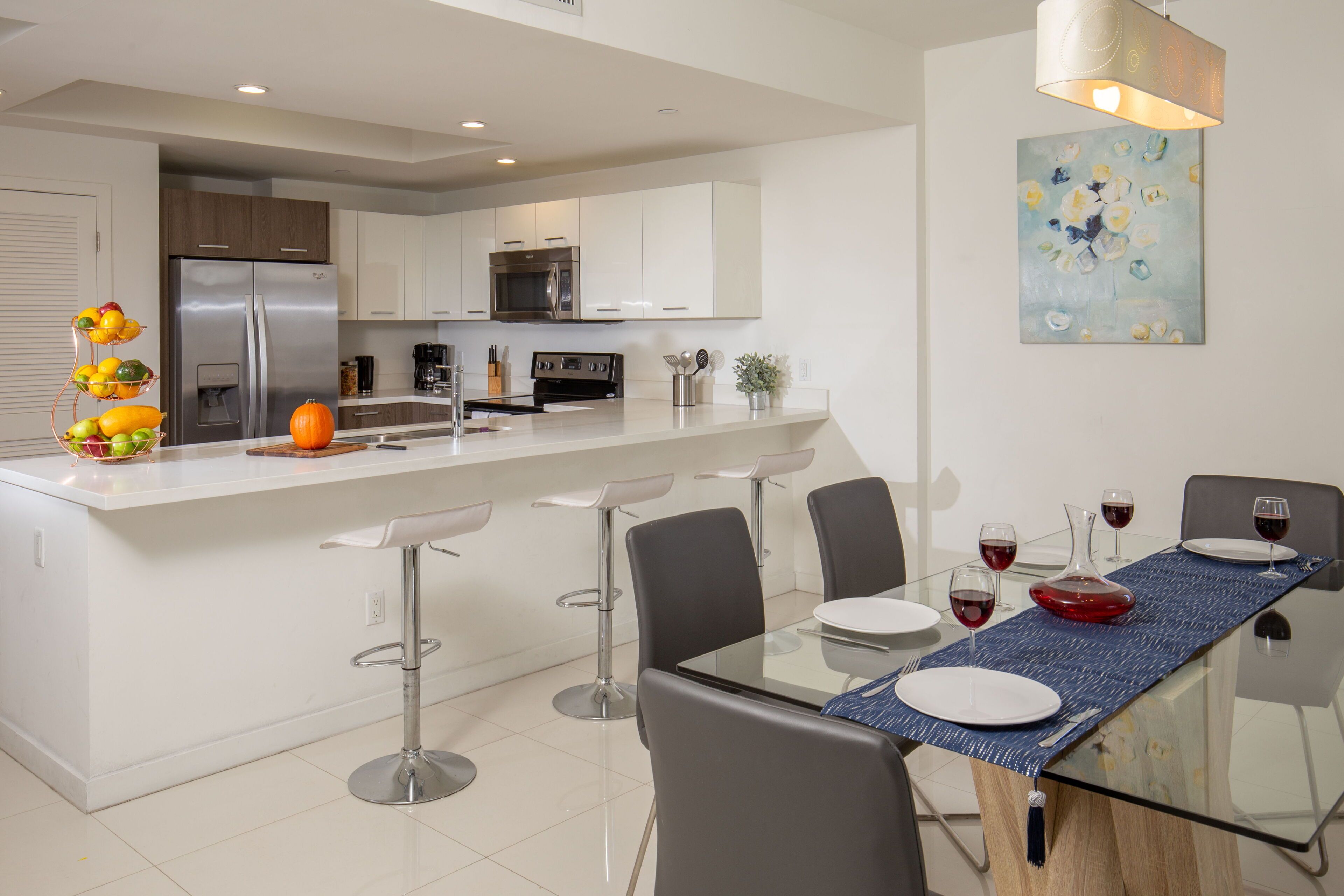 Moderno Residences By Bay Breeze
