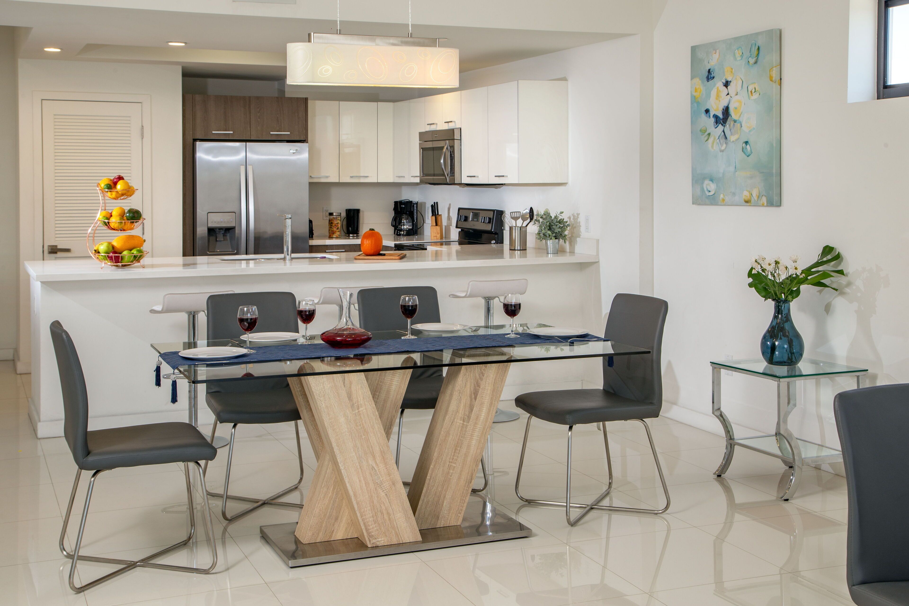 Moderno Residences By Bay Breeze