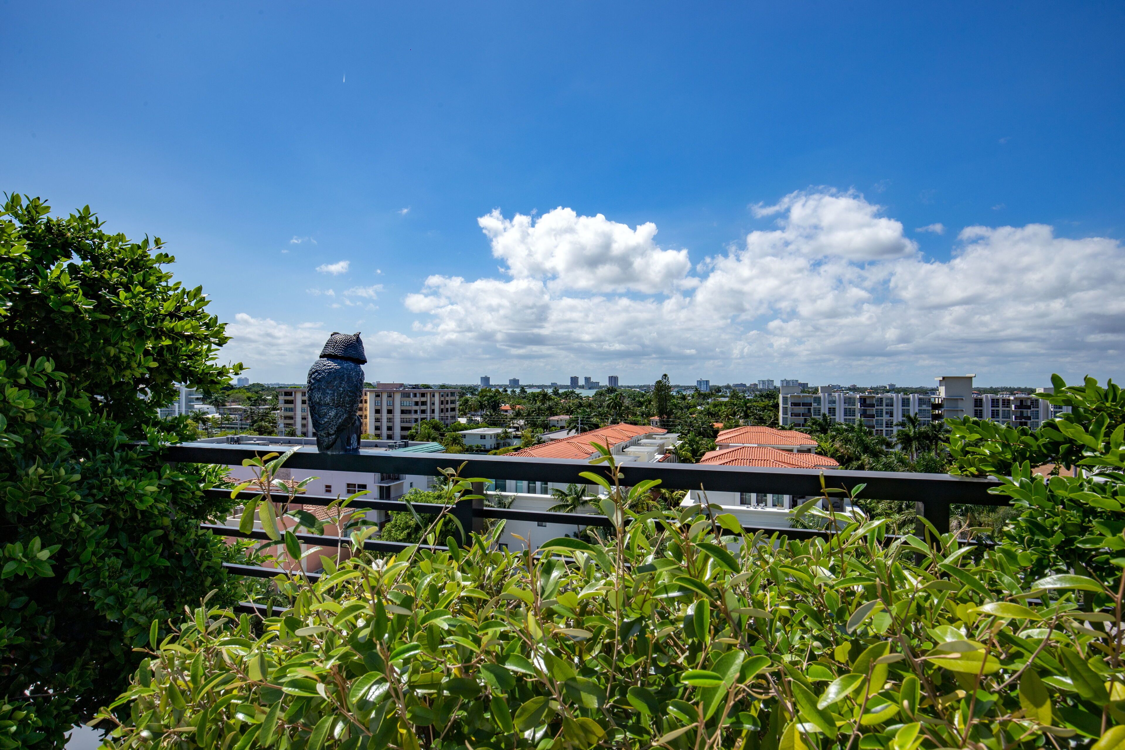 Moderno Residences By Bay Breeze