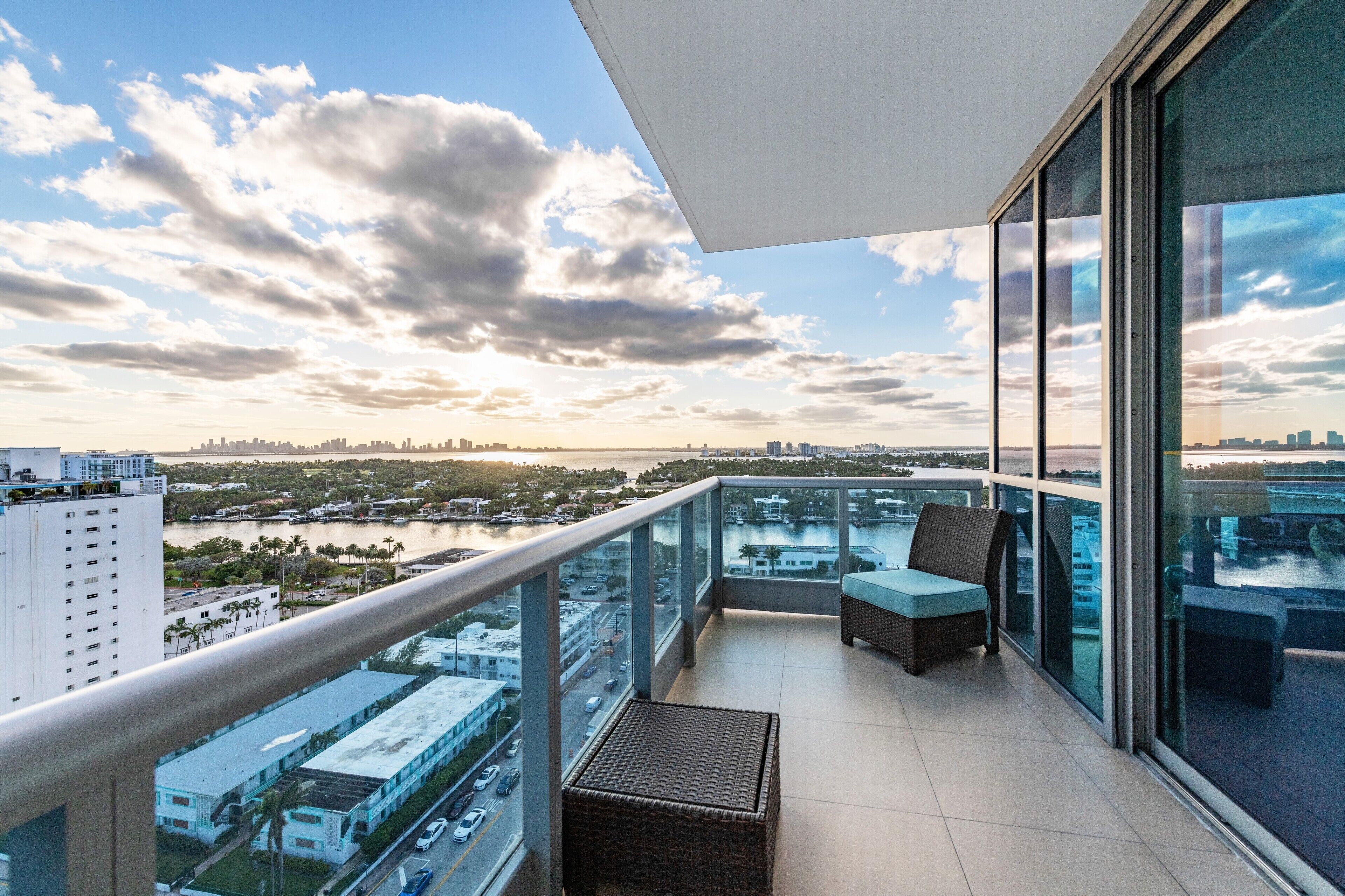 Monte Carlo Miami Beach Condo by Churchill Suites