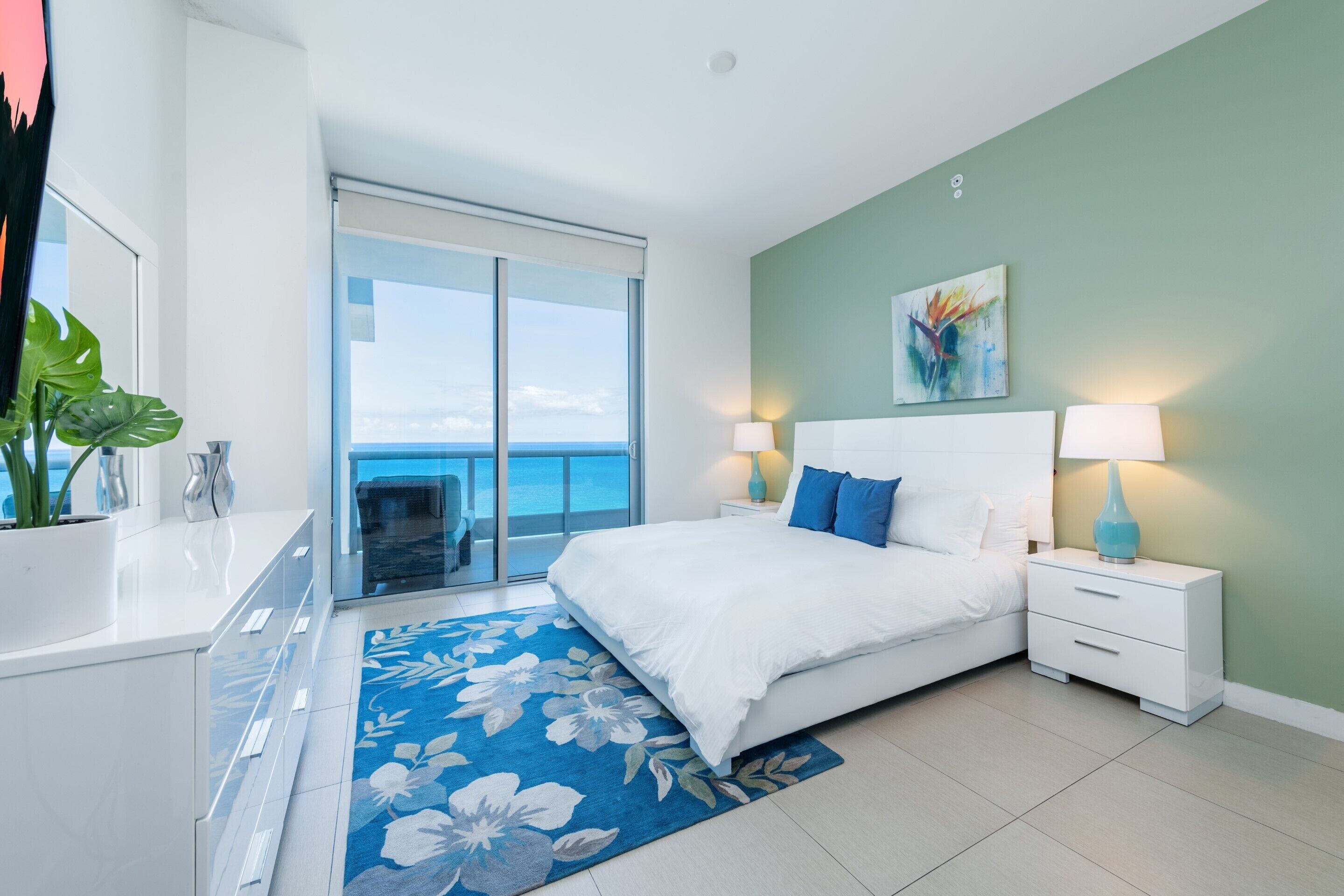 Monte Carlo Miami Beach Condo by Churchill Suites