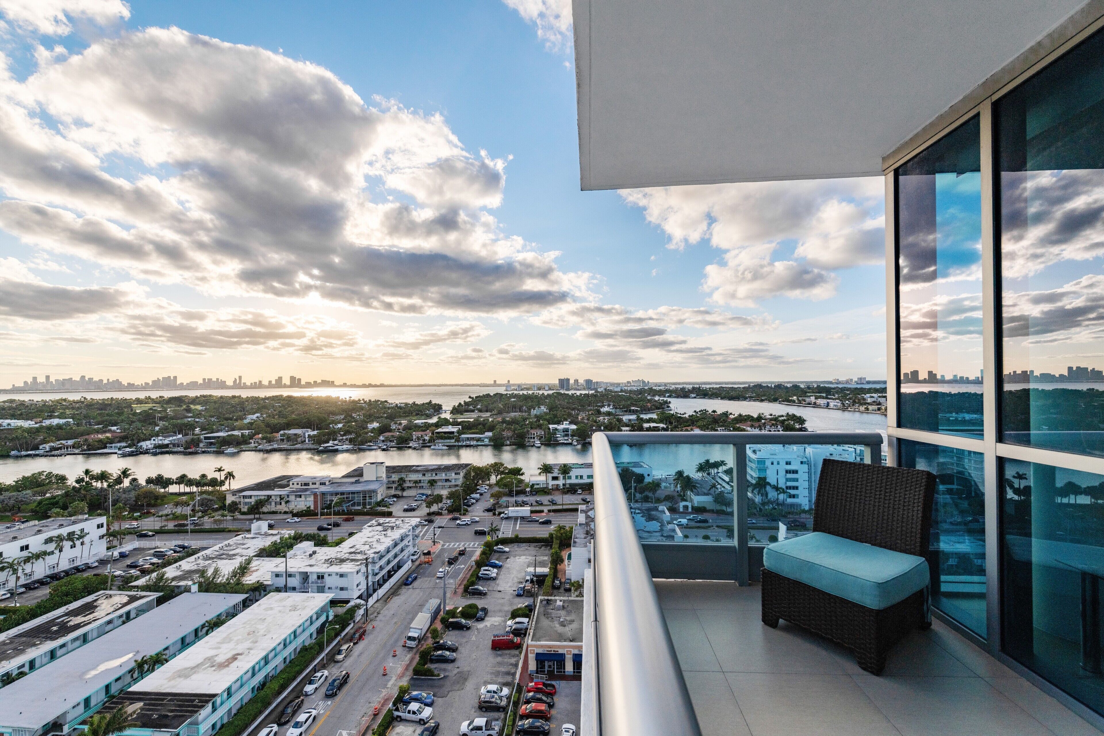 Monte Carlo Miami Beach Condo by Churchill Suites
