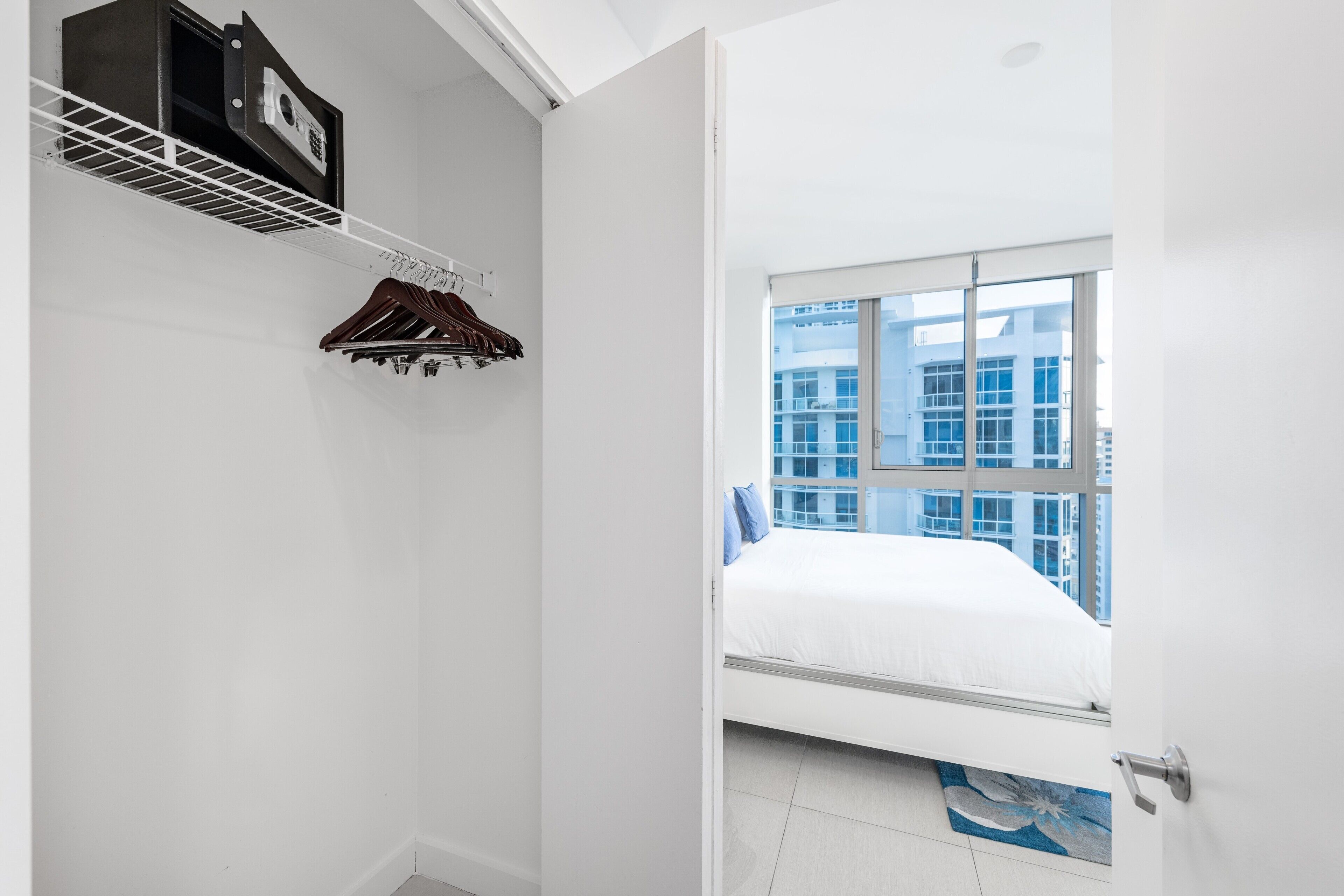 Monte Carlo Miami Beach Condo by Churchill Suites