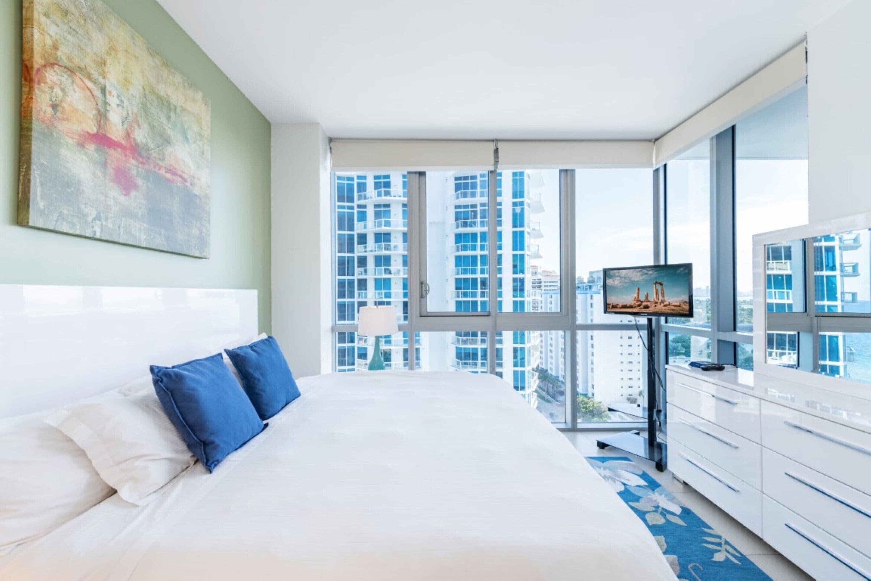 Monte Carlo Miami Beach Condo by Churchill Suites
