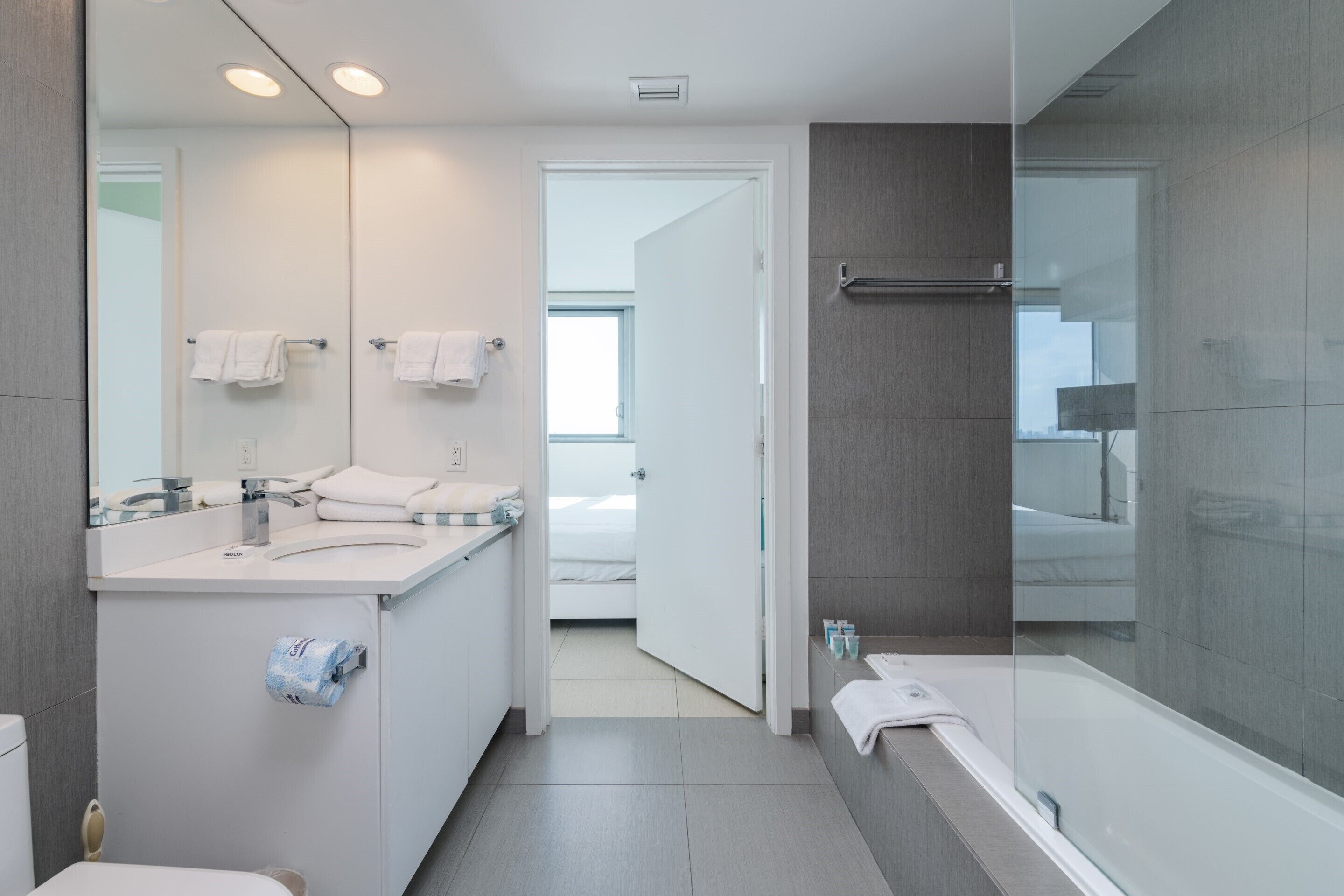 Monte Carlo Miami Beach Condo by Churchill Suites