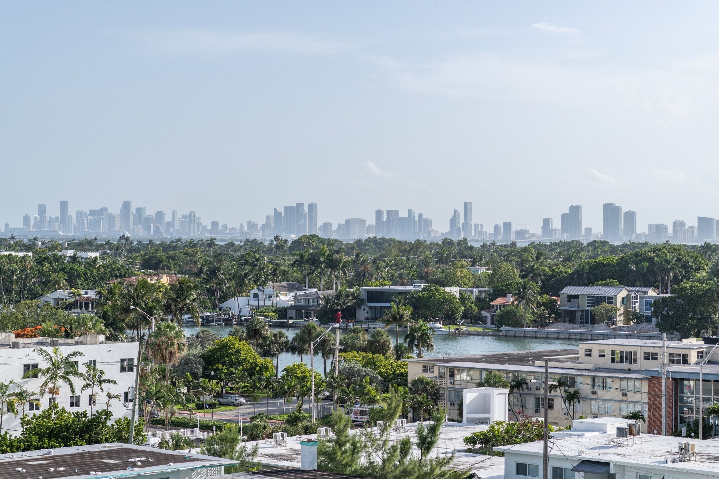 Monte Carlo Miami Beach Condo by Churchill Suites