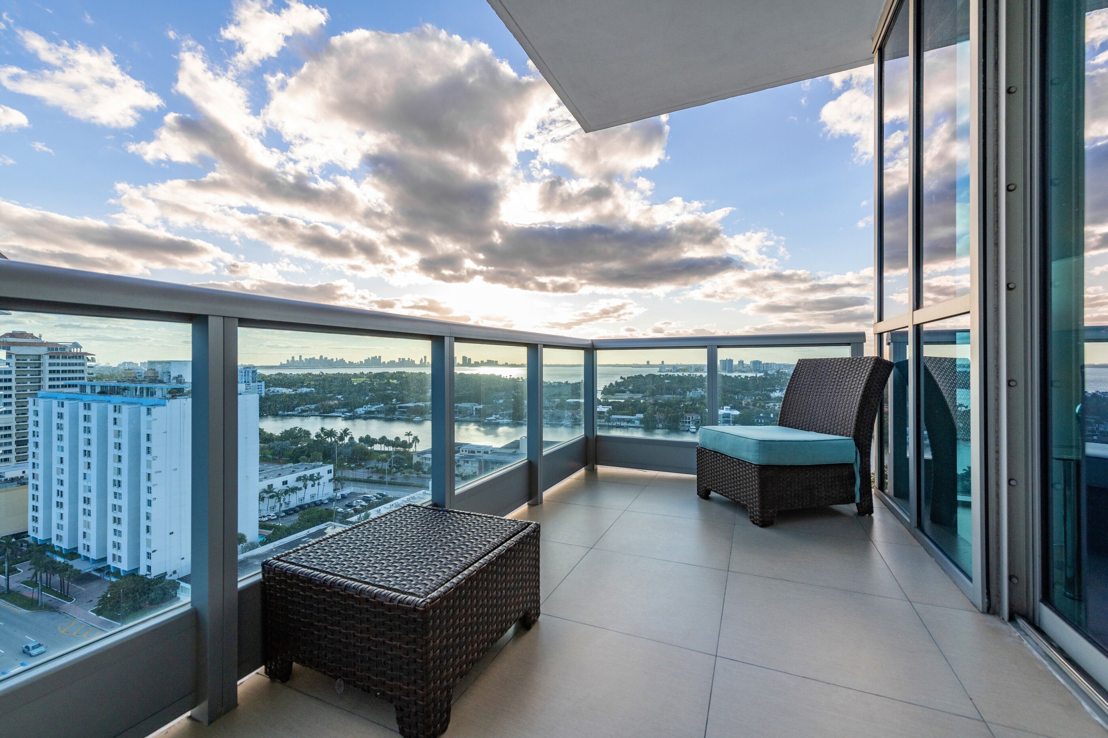 Monte Carlo Miami Beach Condo by Churchill Suites