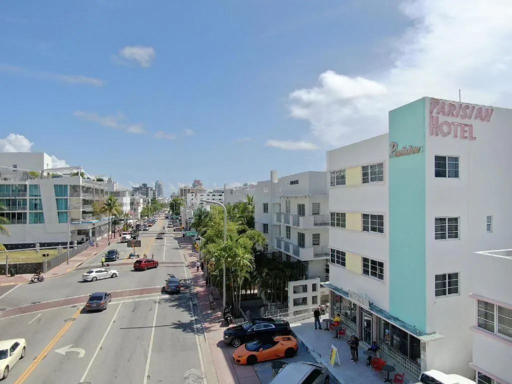 Ocean Beach Hotel